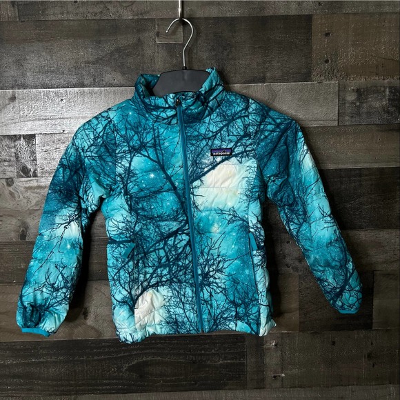 SOLD Patagonia Girls Down Jacket Small - Picture 2 of 5